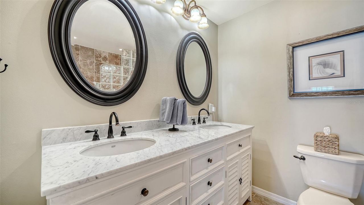 1564 Stickney Point Road, Unit 303, Sarasota, FL 34231 Photo