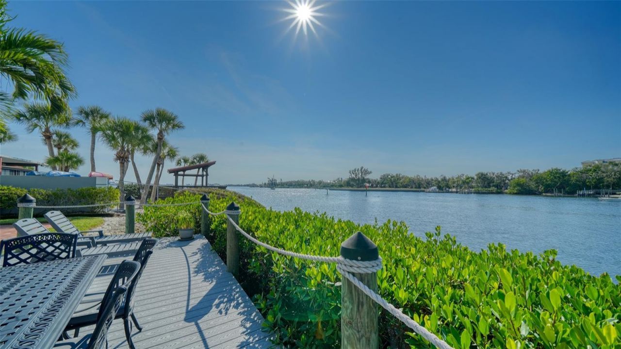 1564 Stickney Point Road, Unit 303, Sarasota, FL 34231 Photo