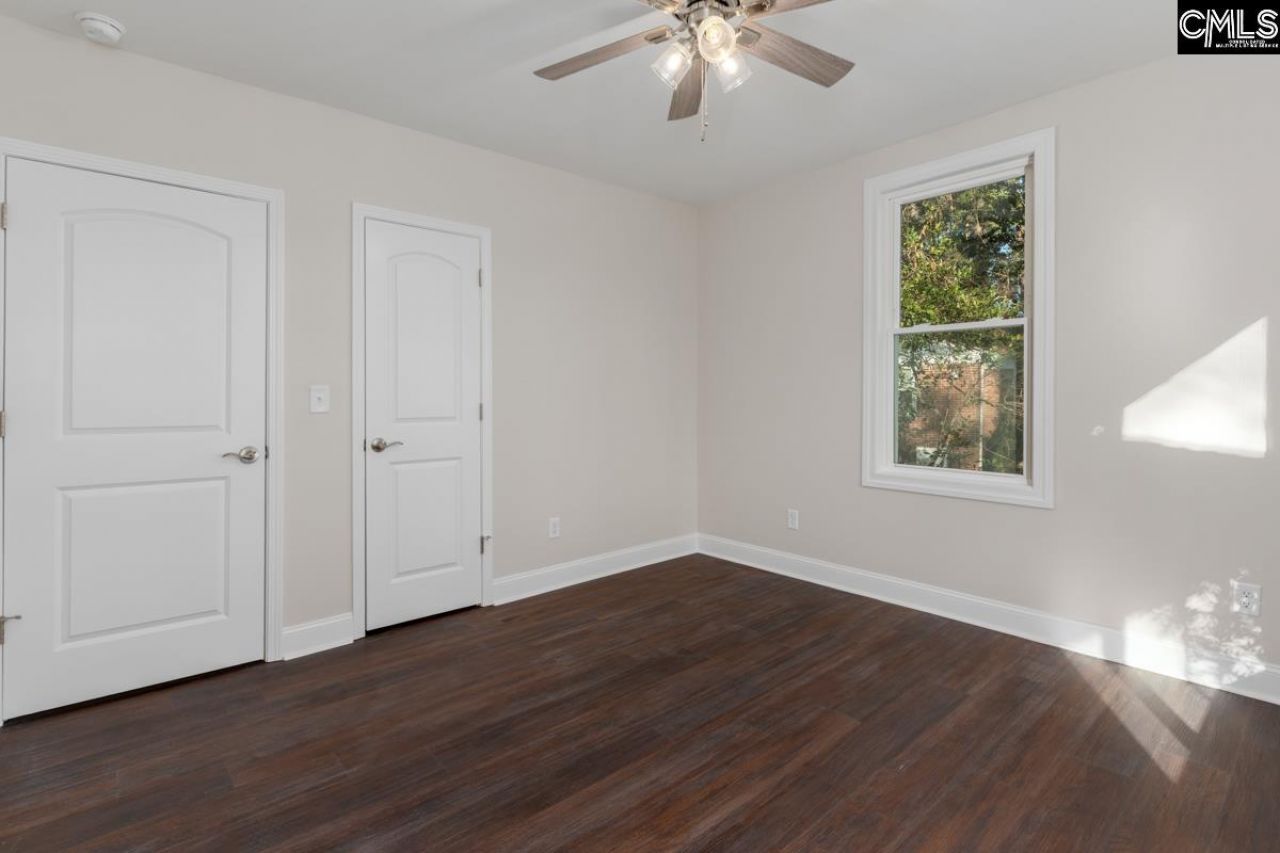 1923 Glenwood Road Photo 15