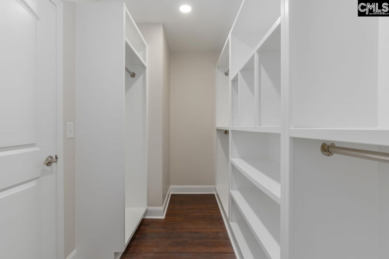 1923 Glenwood Road Photo 20