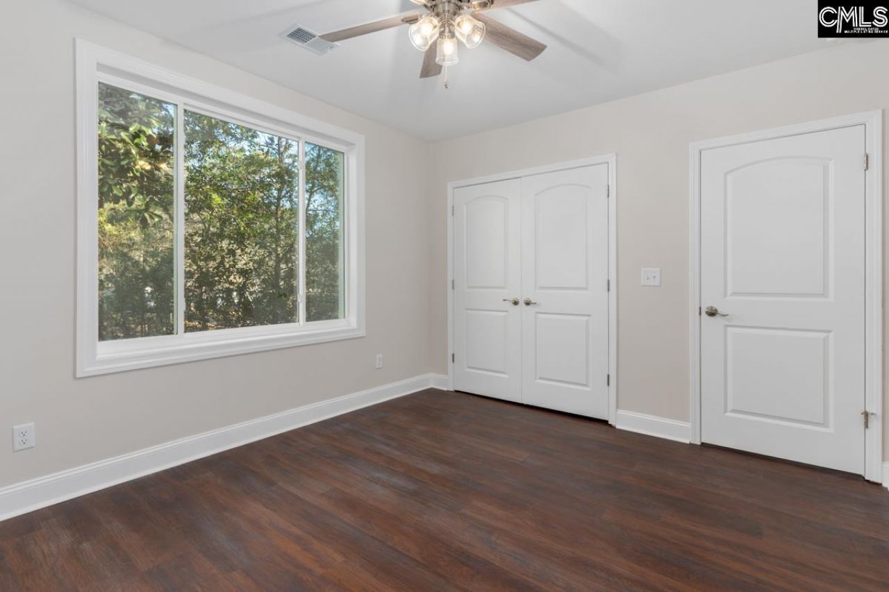 1923 Glenwood Road Photo 22