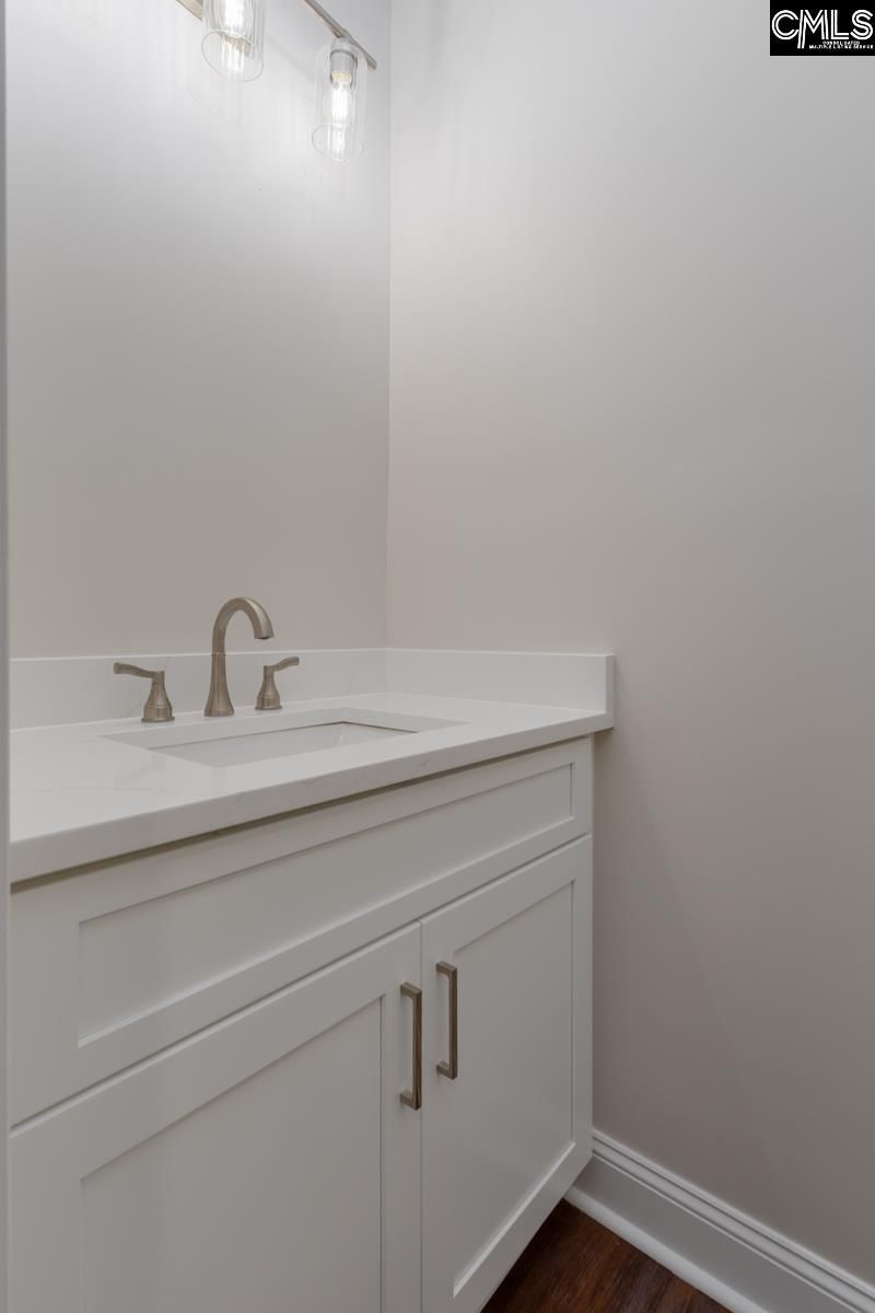 1923 Glenwood Road Photo 23