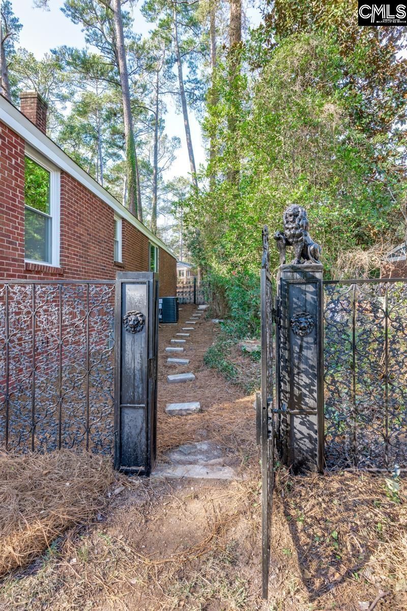 1923 Glenwood Road Photo 28