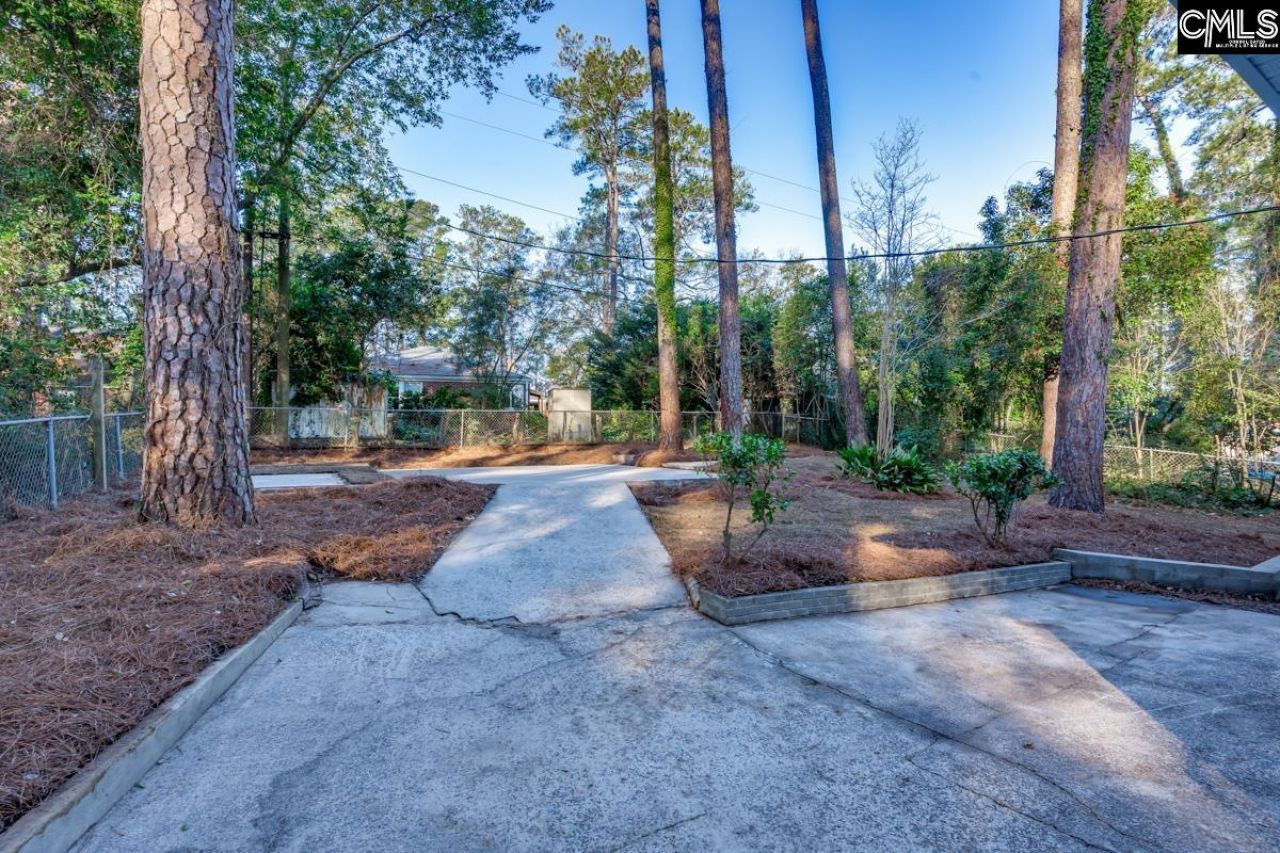 1923 Glenwood Road Photo 30