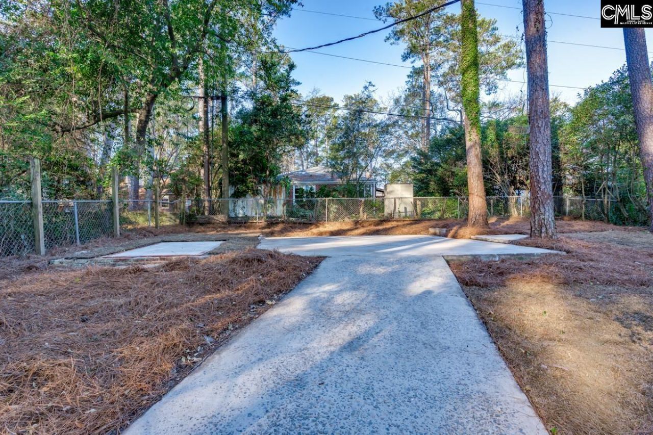 1923 Glenwood Road Photo 37