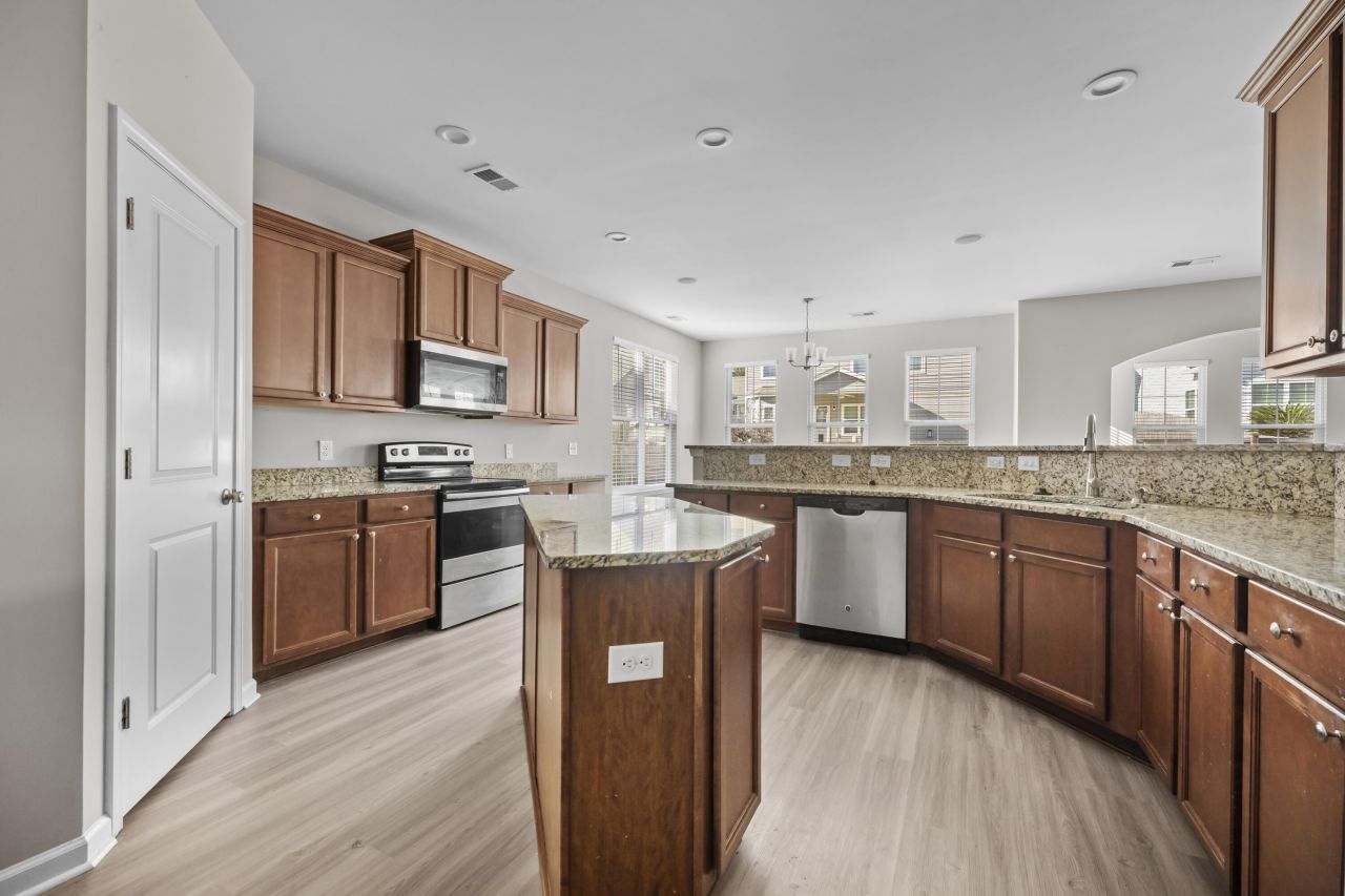 108 Vessey Drive Photo 7