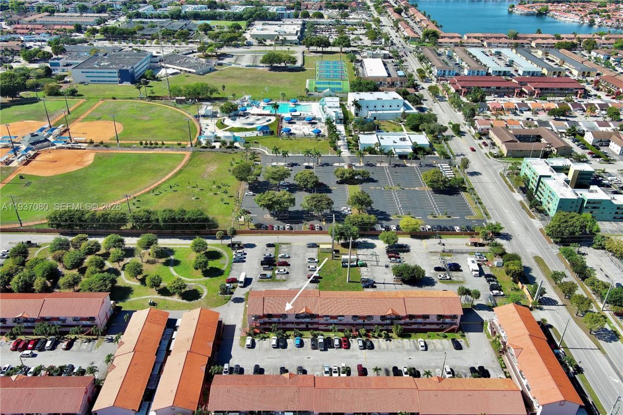 2162 W 60th St, Unit 14203, Hialeah, FL 33016 Photo