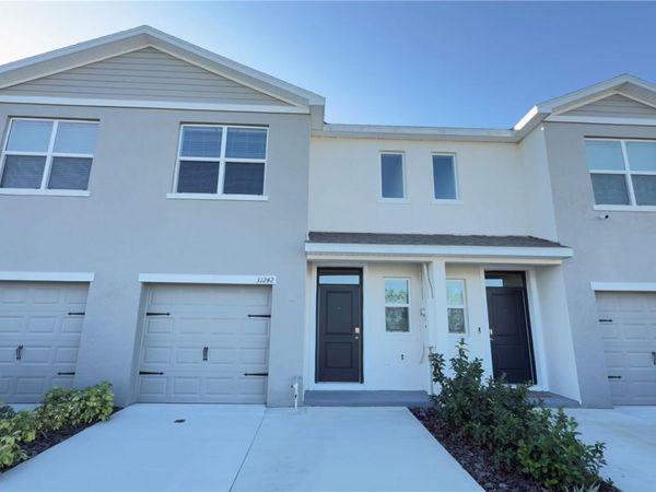 31242 MIDNIGHT SUN WAY, WESLEY CHAPEL, FL 33545