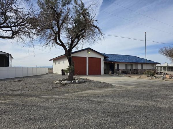 2351 Oahu Lane, Salton City, CA 92274