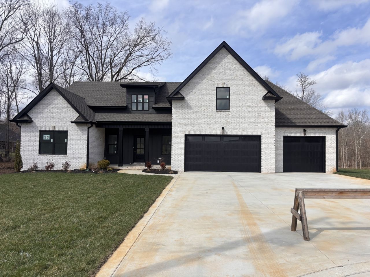 418 N Starwood Ct, Clarksville, TN 37042 Main Photo