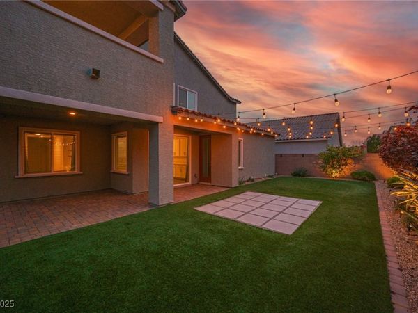 3912 Grazing Gazelle Avenue, North Las Vegas, NV 89084