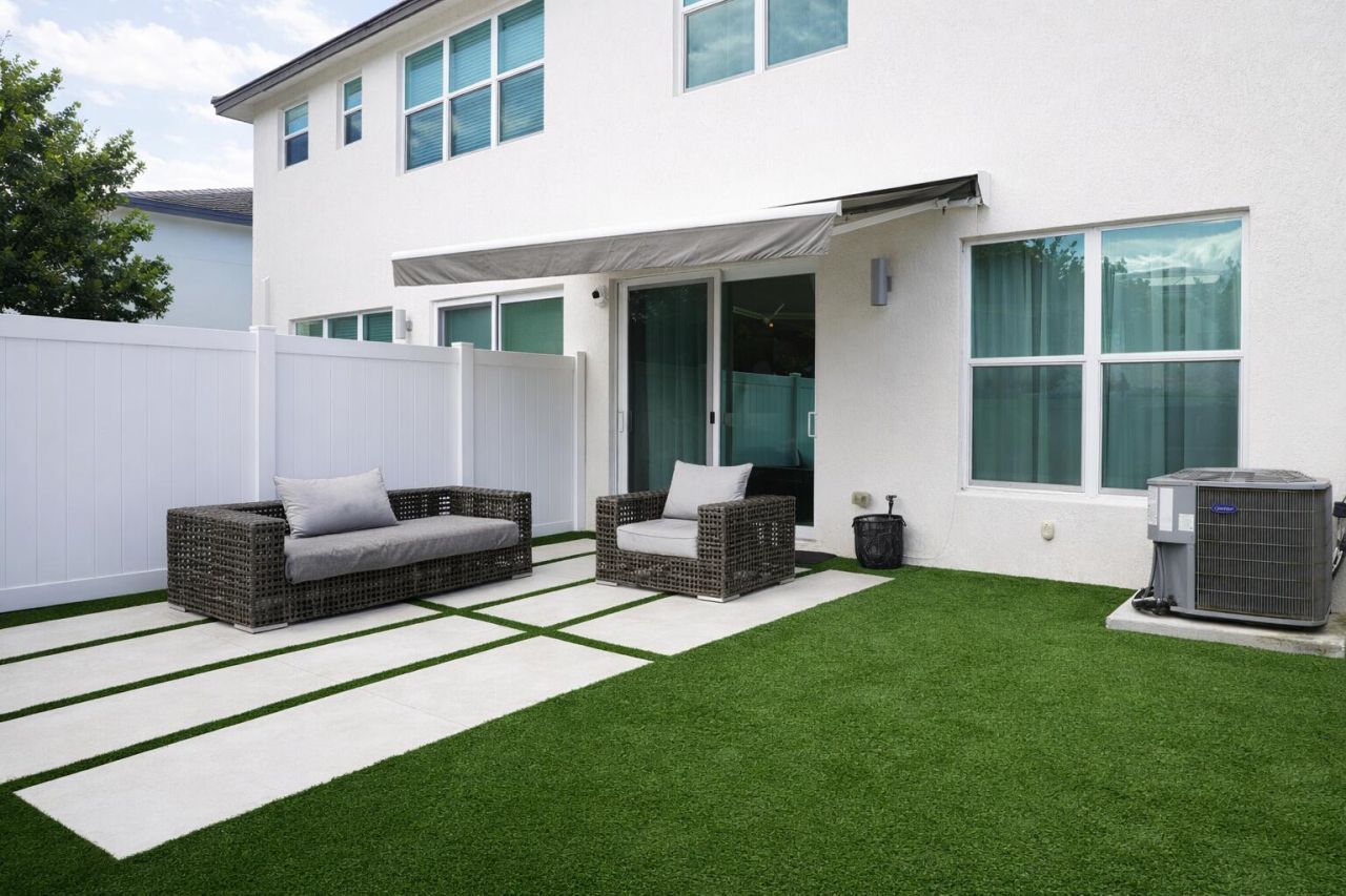 1104 Rio Court, Deerfield Beach, FL 33064 Photo