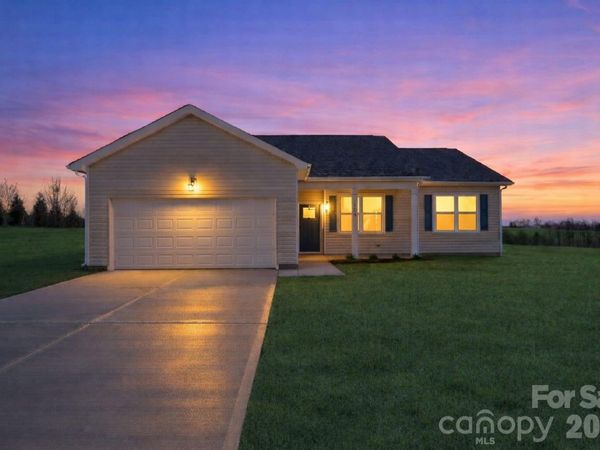 104 Willies Lane, Olin, NC 28660