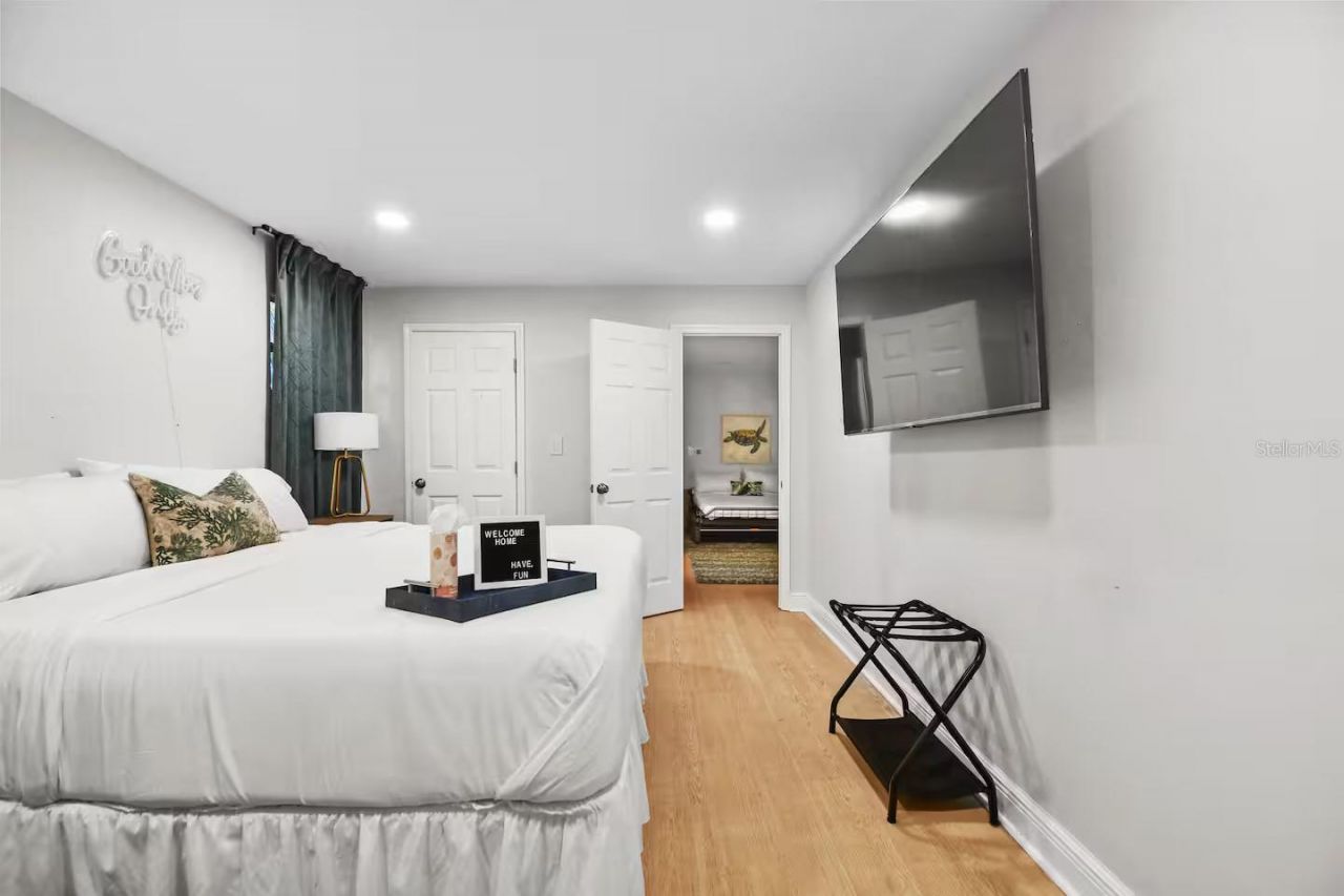 13837 76th Avenue, Seminole, FL 33776 Photo