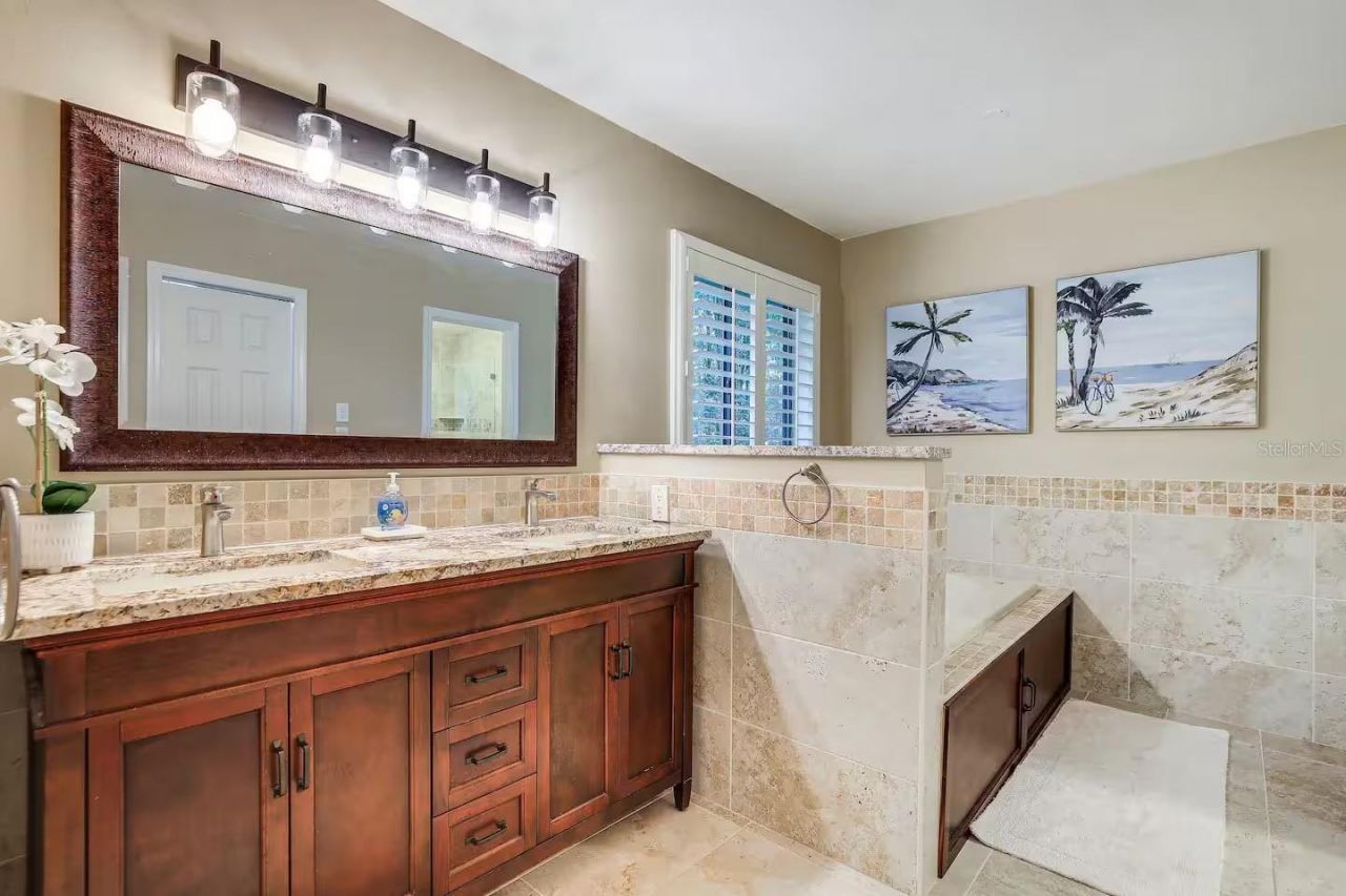 13837 76th Avenue, Seminole, FL 33776 Photo