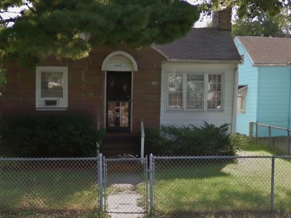 1425 7th Street, Rock Island, IL 61201