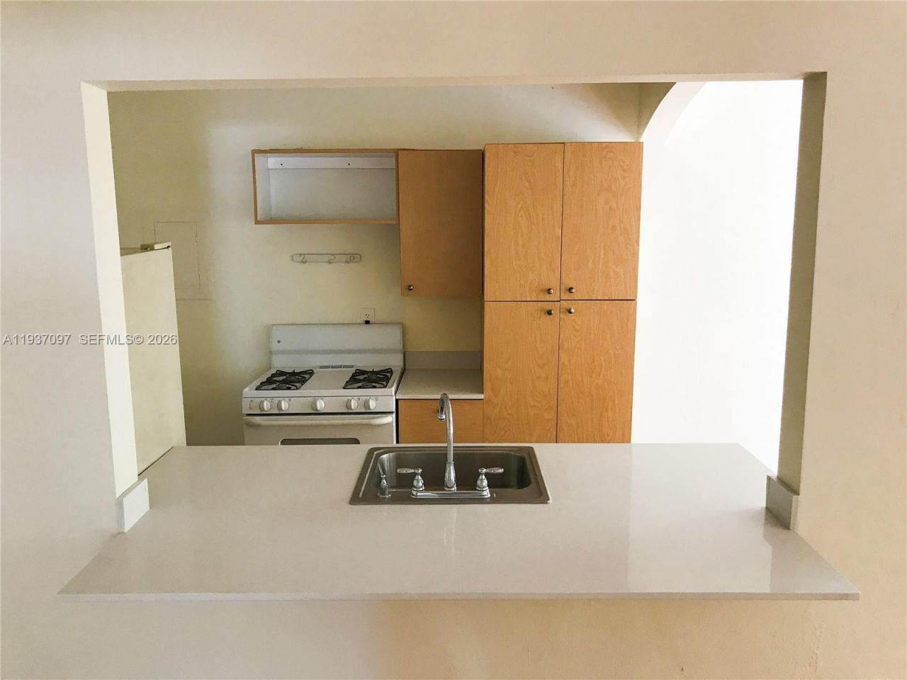 700 W 51st St , Unit 5, Miami Beach, FL 33140 Photo