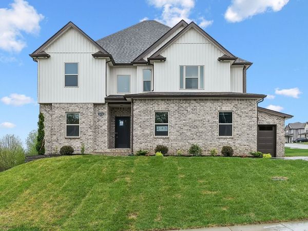 2634 Remington Trce, Clarksville, TN 37043