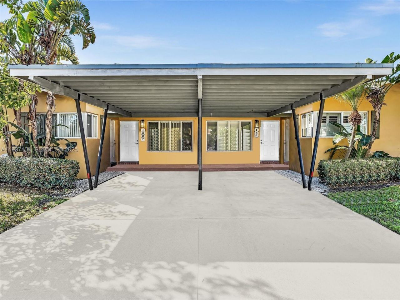 186/188 SE 27th Way, Boynton Beach, FL 33435 Photo