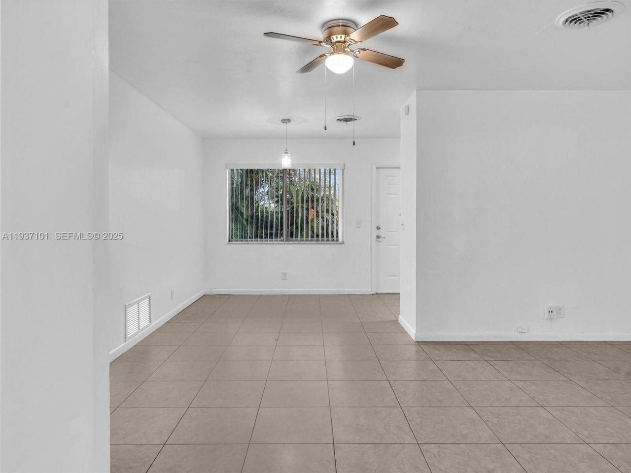 186/188 SE 27th Way, Boynton Beach, FL 33435 Photo