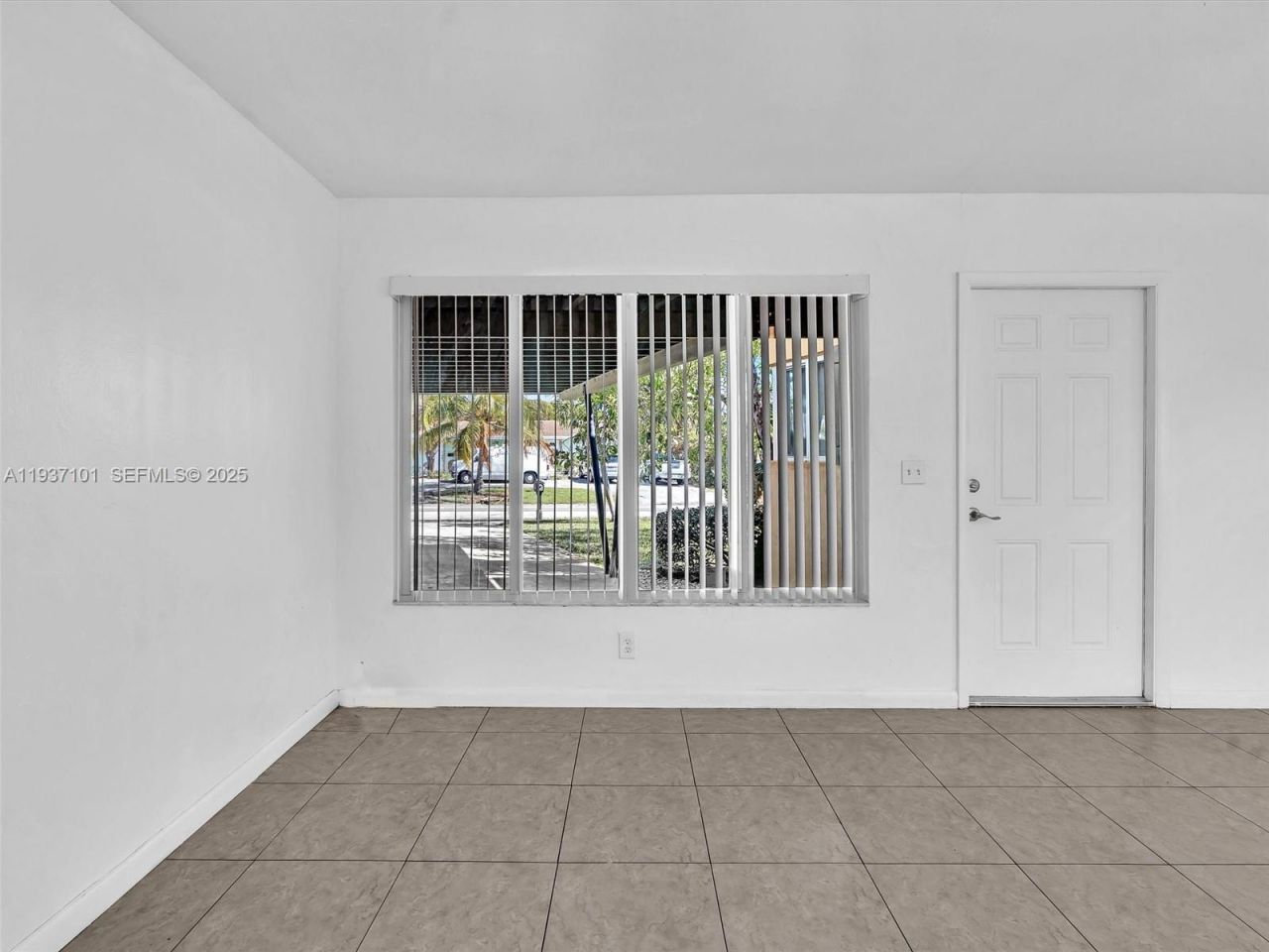 186/188 SE 27th Way, Boynton Beach, FL 33435 Photo