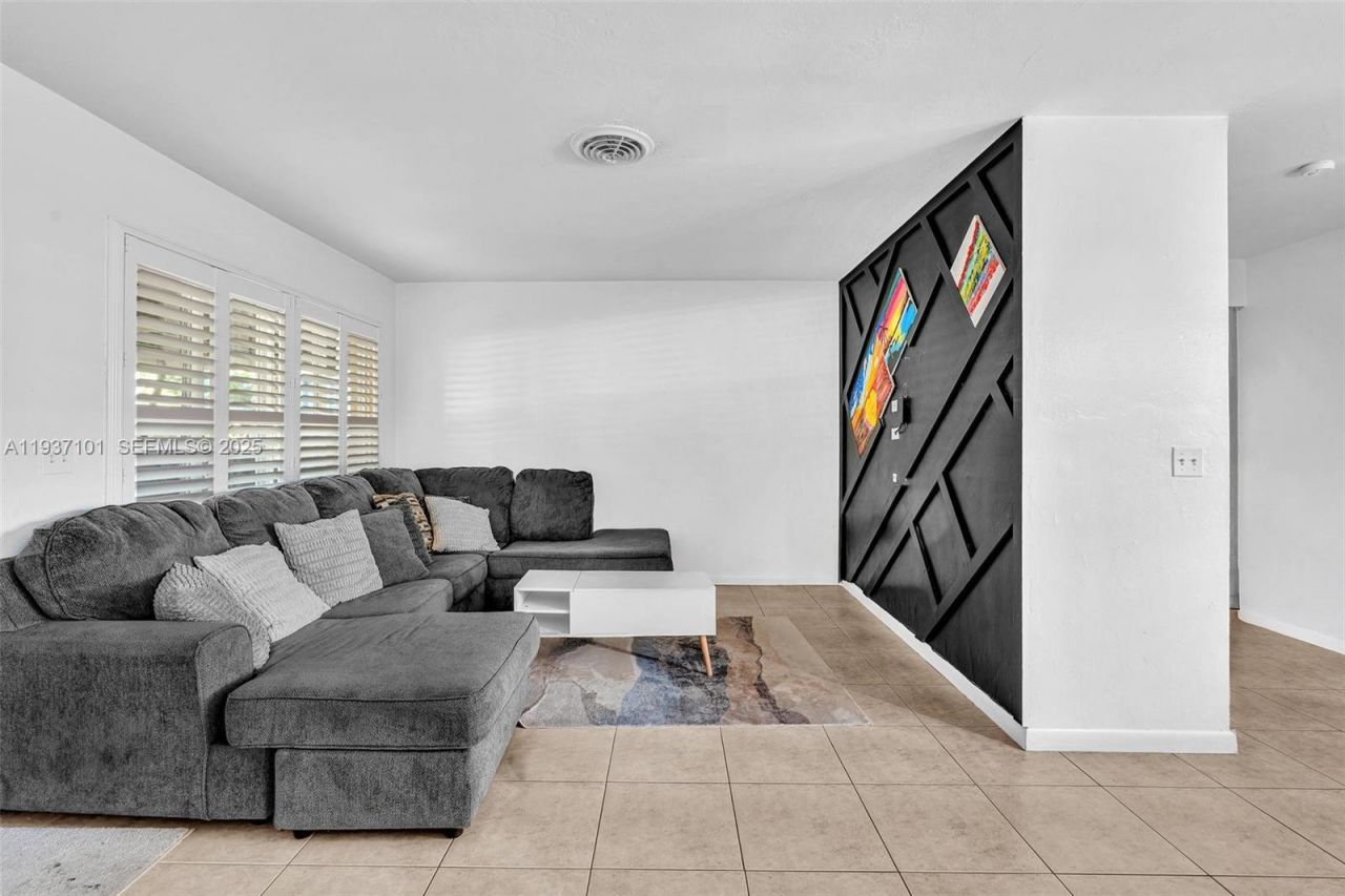 186/188 SE 27th Way, Boynton Beach, FL 33435 Photo