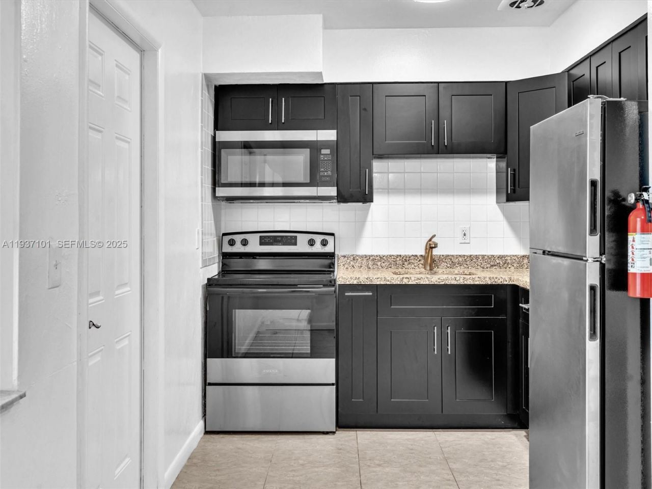 186/188 SE 27th Way, Boynton Beach, FL 33435 Photo