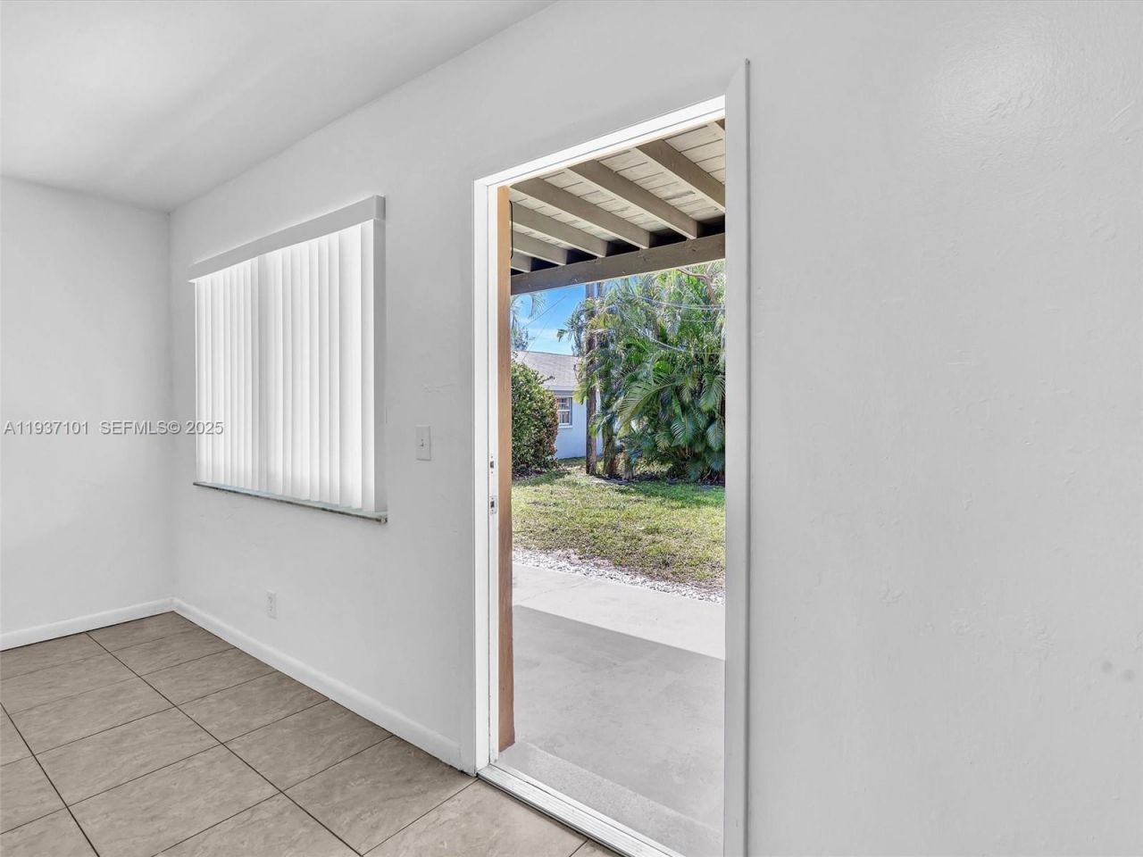 186/188 SE 27th Way, Boynton Beach, FL 33435 Photo