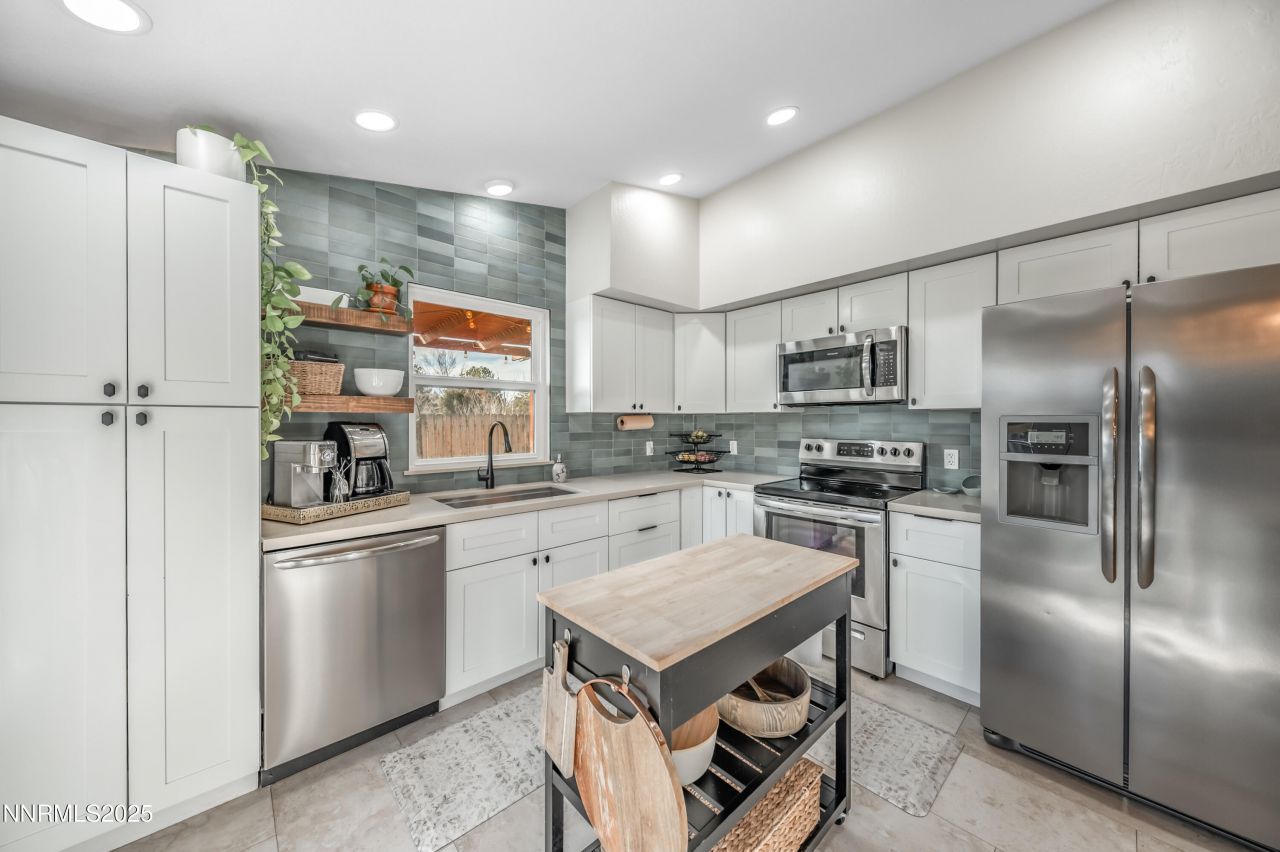 6052 Bankside Way, Reno, NV 89523 Photo