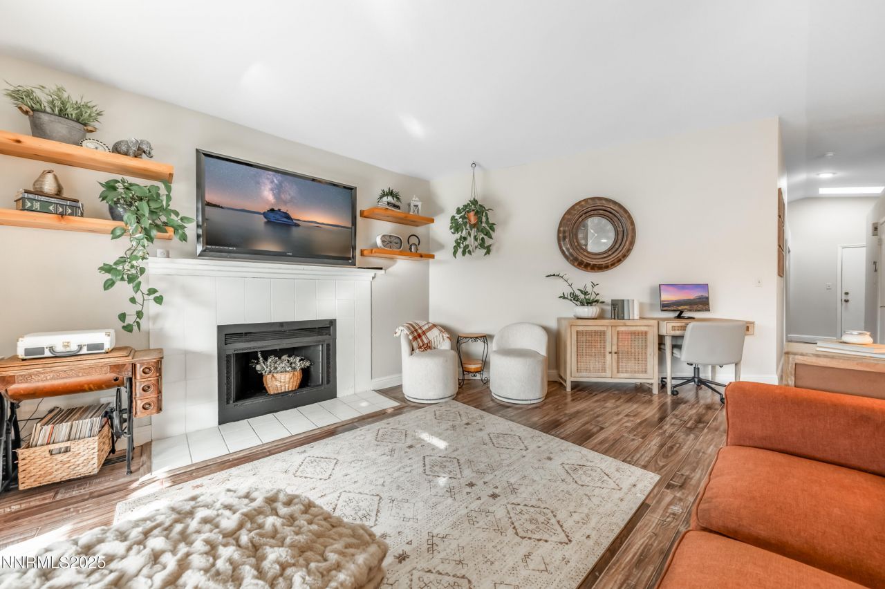 6052 Bankside Way, Reno, NV 89523 Photo