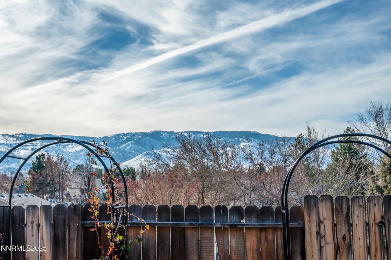 6052 Bankside Way, Reno, NV 89523 Photo