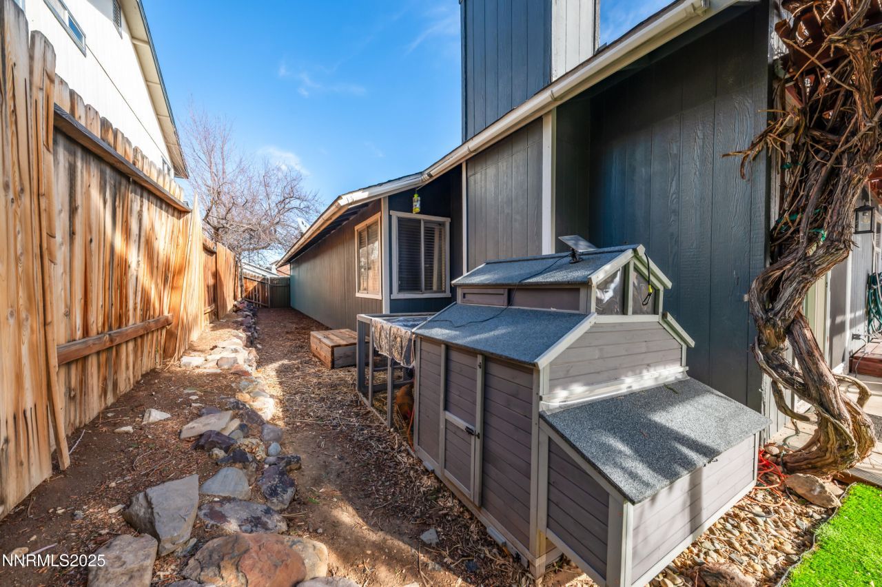 6052 Bankside Way, Reno, NV 89523 Photo