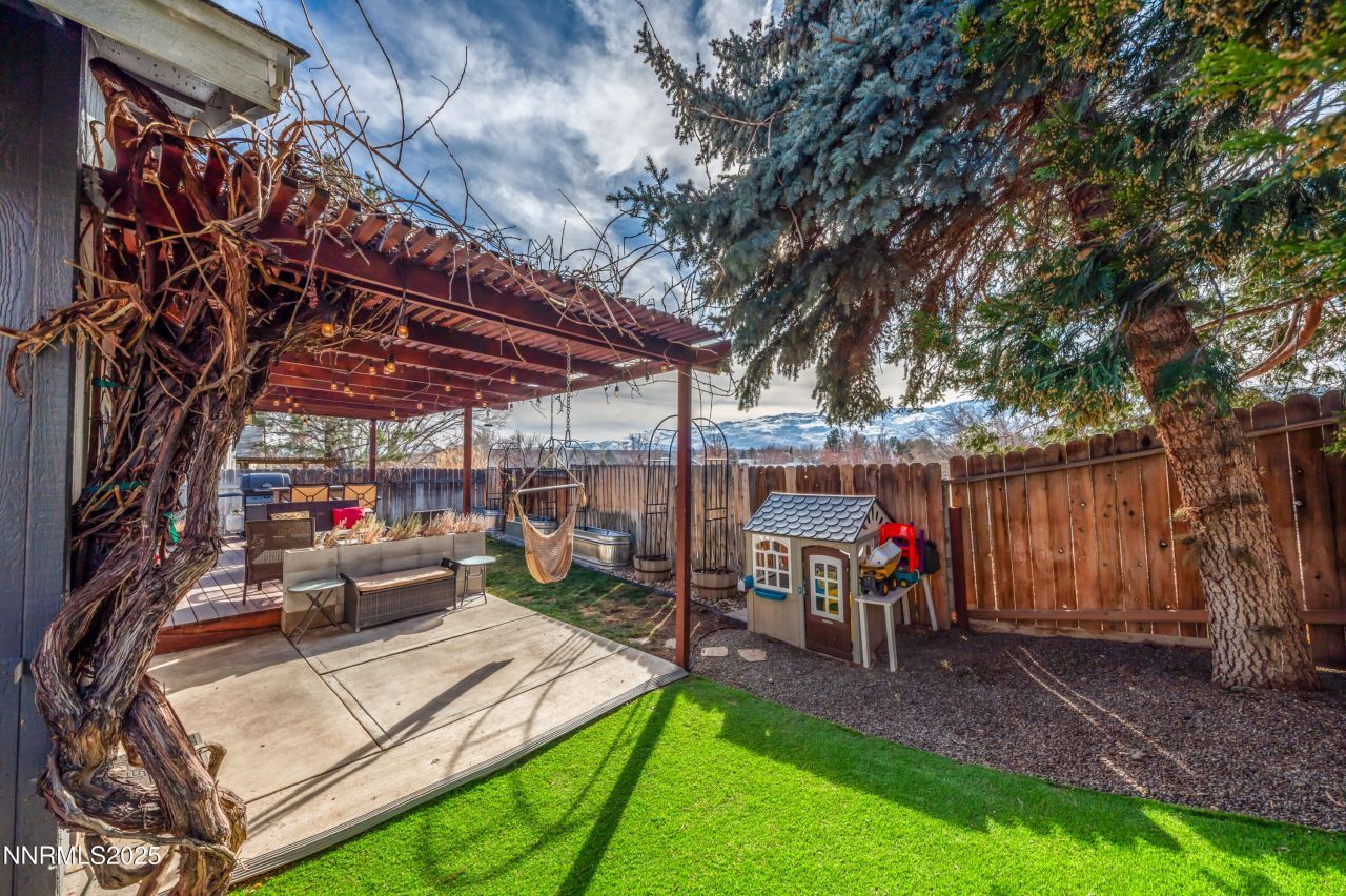 6052 Bankside Way, Reno, NV 89523 Photo