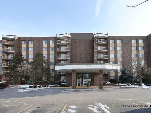 2201 S Grace Street, Unit 503, Lombard, IL 60148