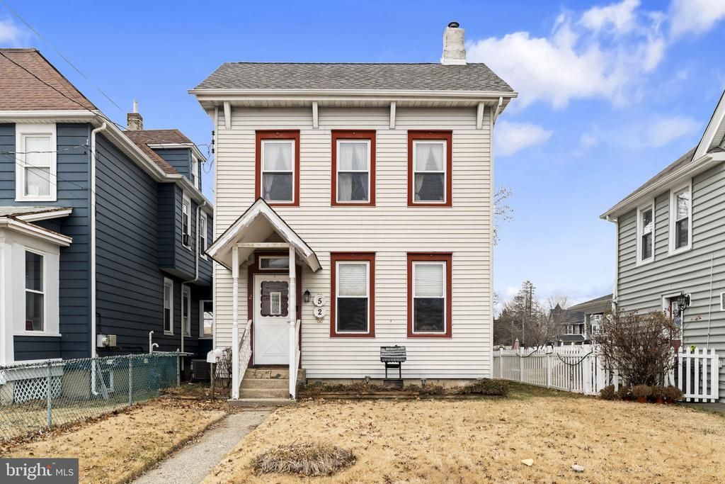 52 Green Street, Morrisville, PA 19067 Main Photo