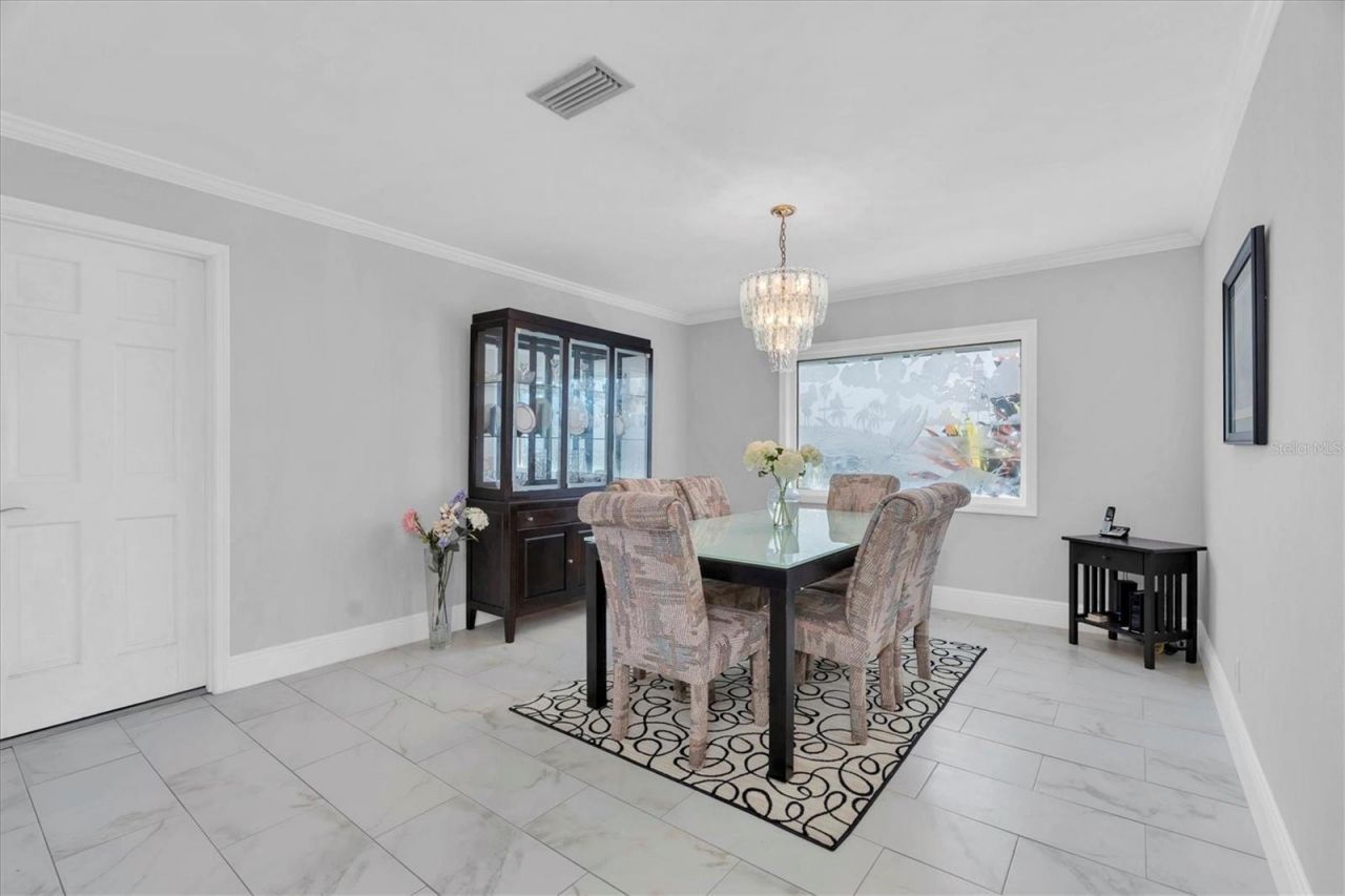 4935 62nd Avenue S, Saint Petersburg, FL 33715 Photo