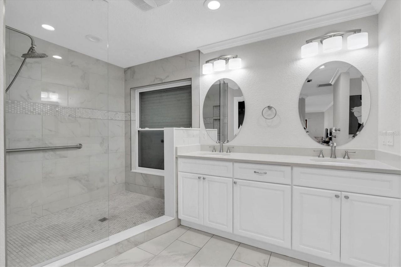 4935 62nd Avenue S, Saint Petersburg, FL 33715 Photo