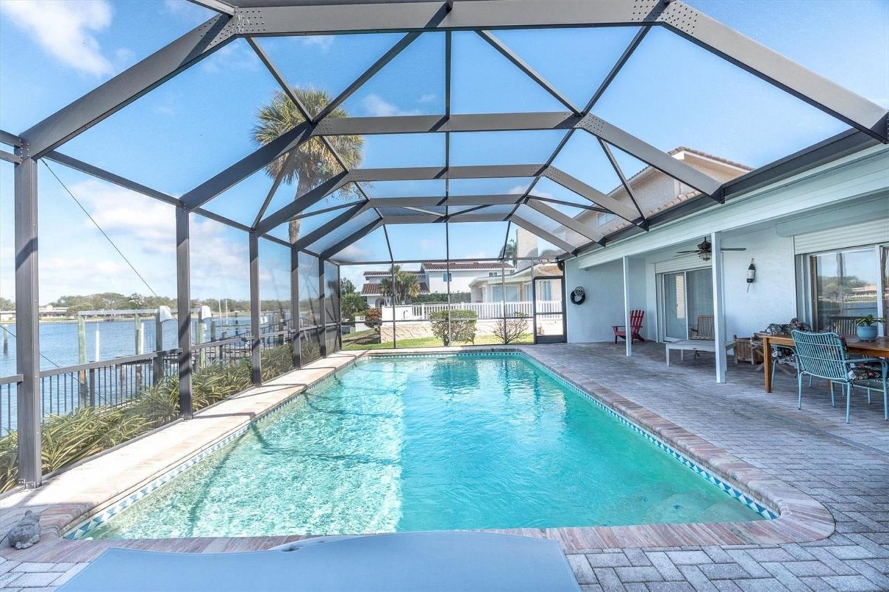 4935 62nd Avenue S, Saint Petersburg, FL 33715 Photo