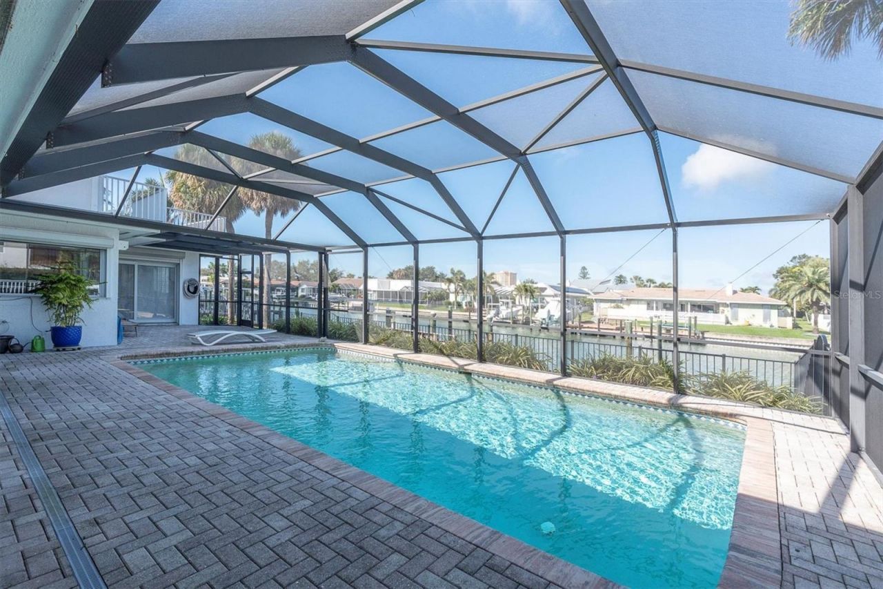 4935 62nd Avenue S, Saint Petersburg, FL 33715 Photo