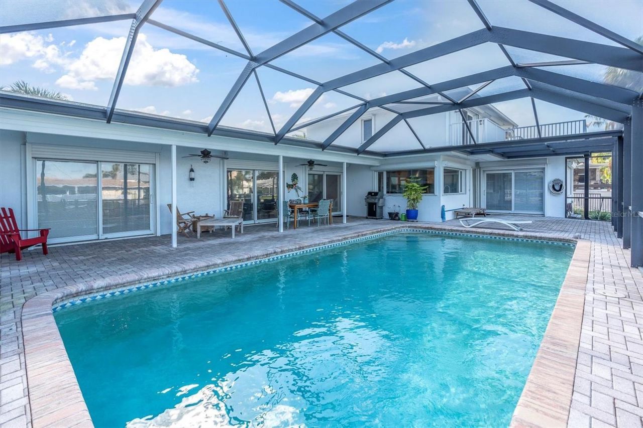 4935 62nd Avenue S, Saint Petersburg, FL 33715 Photo