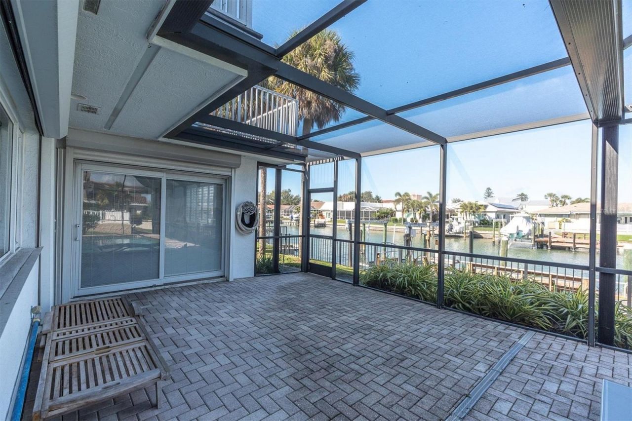 4935 62nd Avenue S, Saint Petersburg, FL 33715 Photo