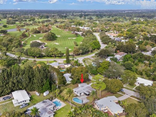 4310 SW 9th Ct, Plantation, FL 33317