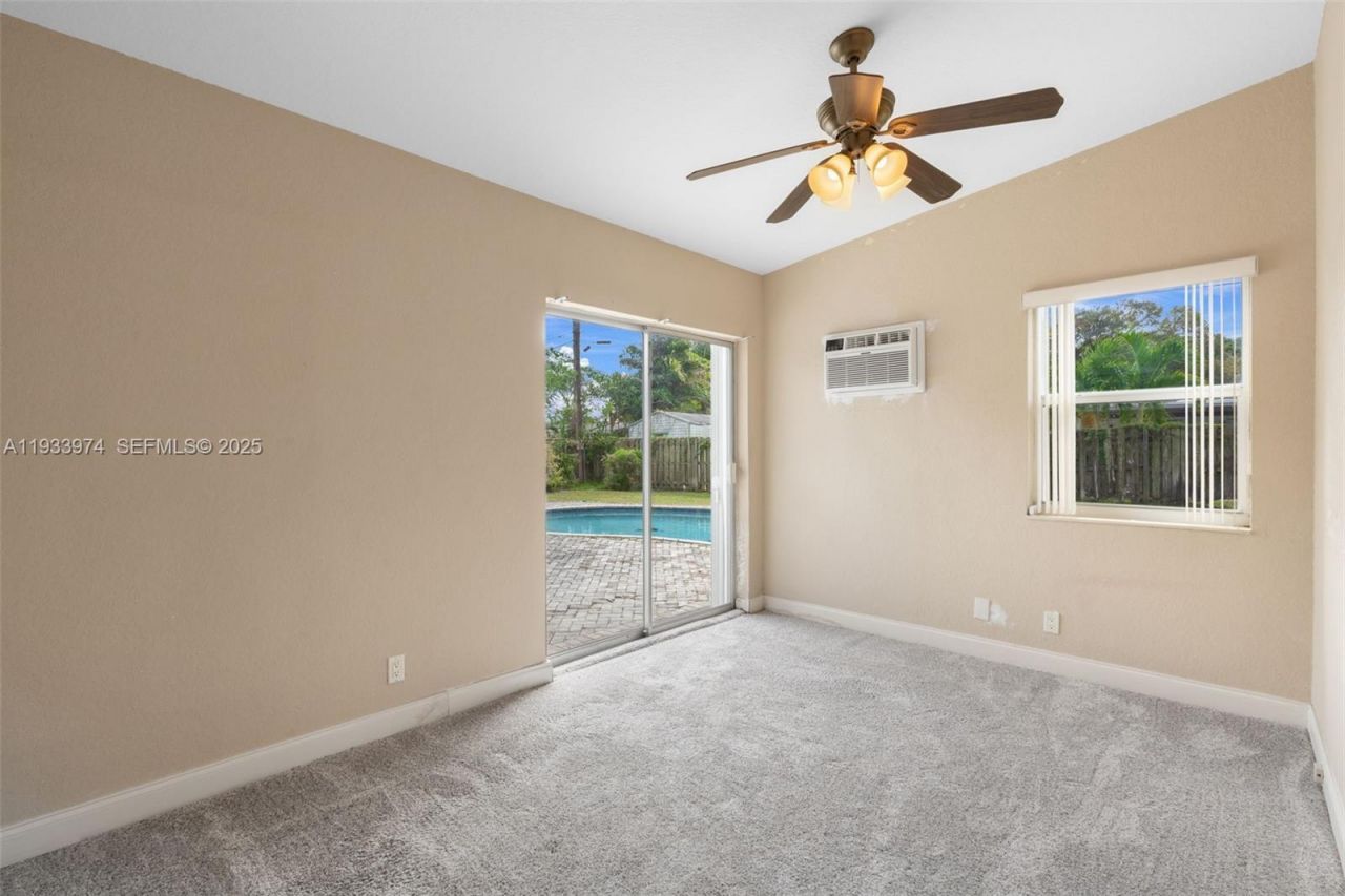 4310 SW 9th Ct, Plantation, FL 33317 Photo