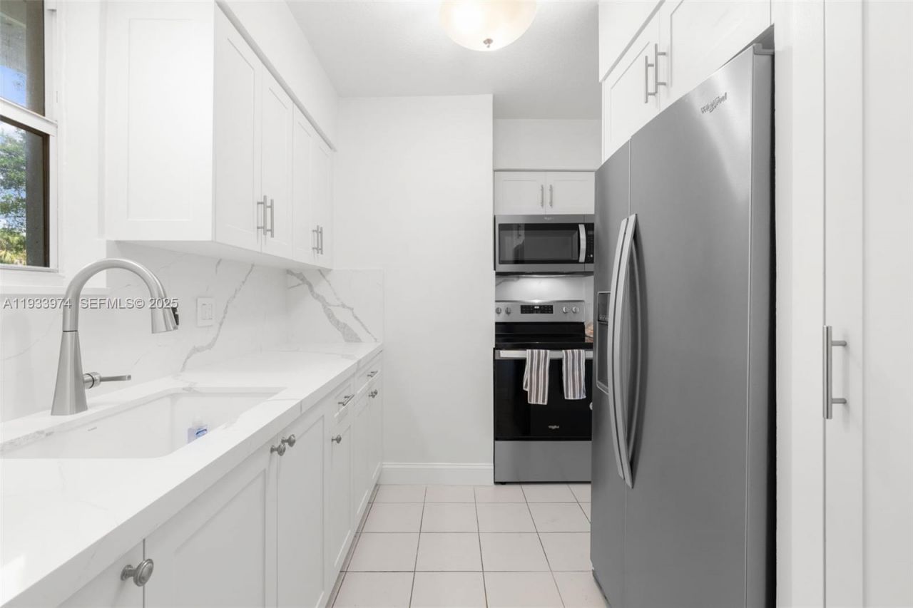 4310 SW 9th Ct, Plantation, FL 33317 Photo