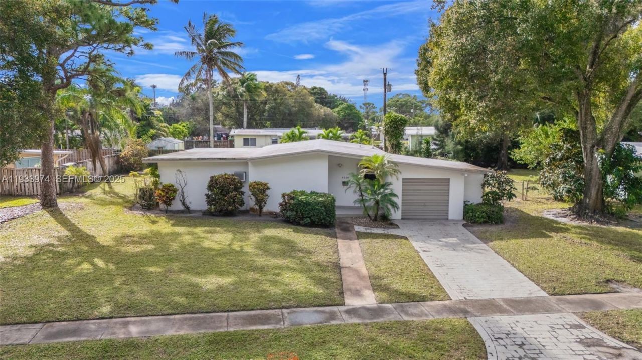 4310 SW 9th Ct, Plantation, FL 33317 Photo