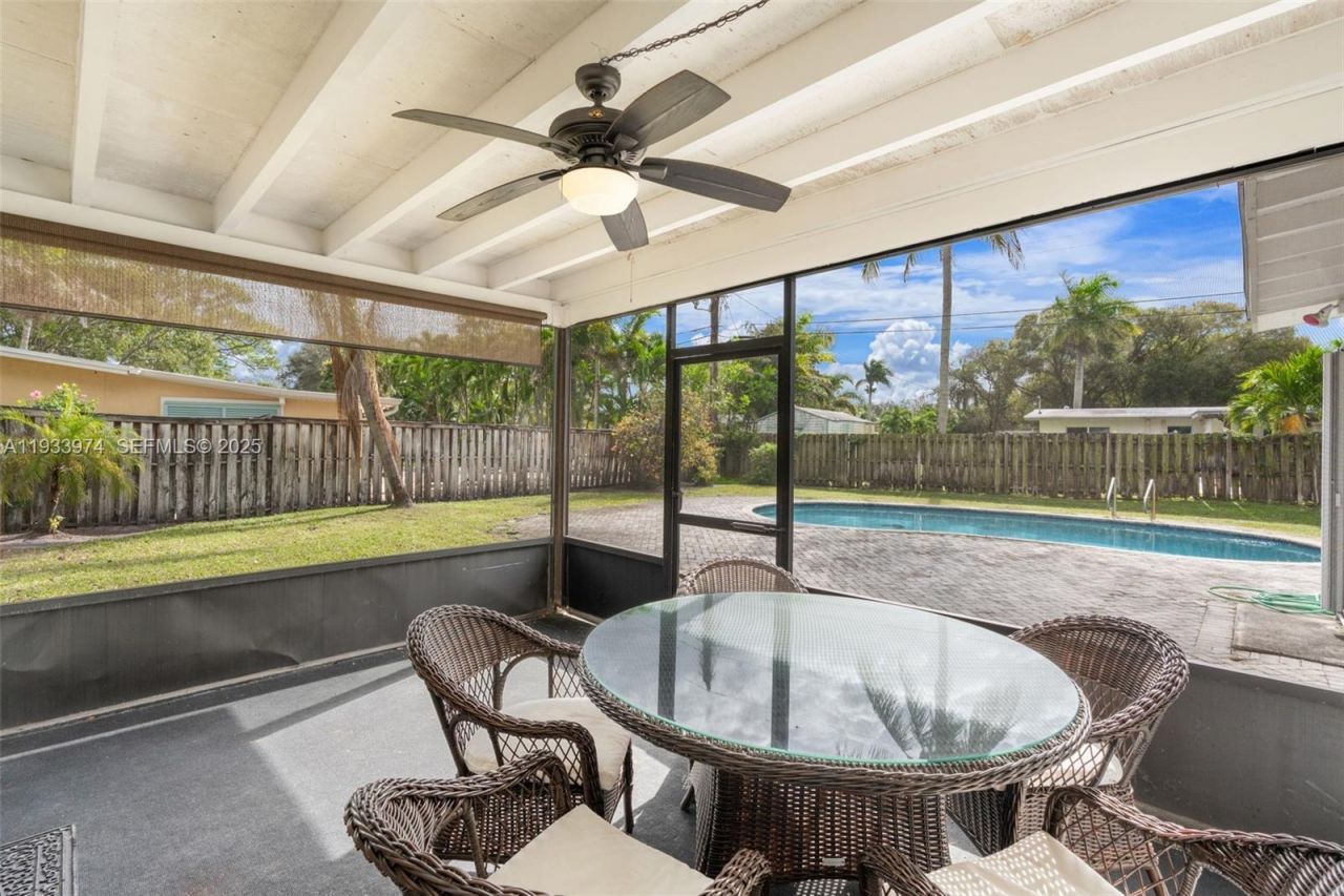 4310 SW 9th Ct, Plantation, FL 33317 Photo