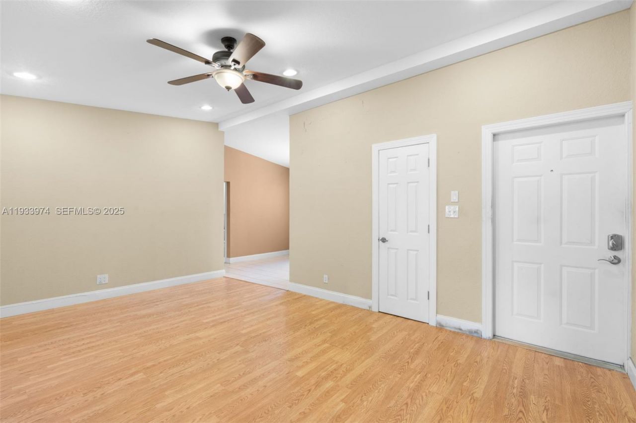 4310 SW 9th Ct, Plantation, FL 33317 Photo