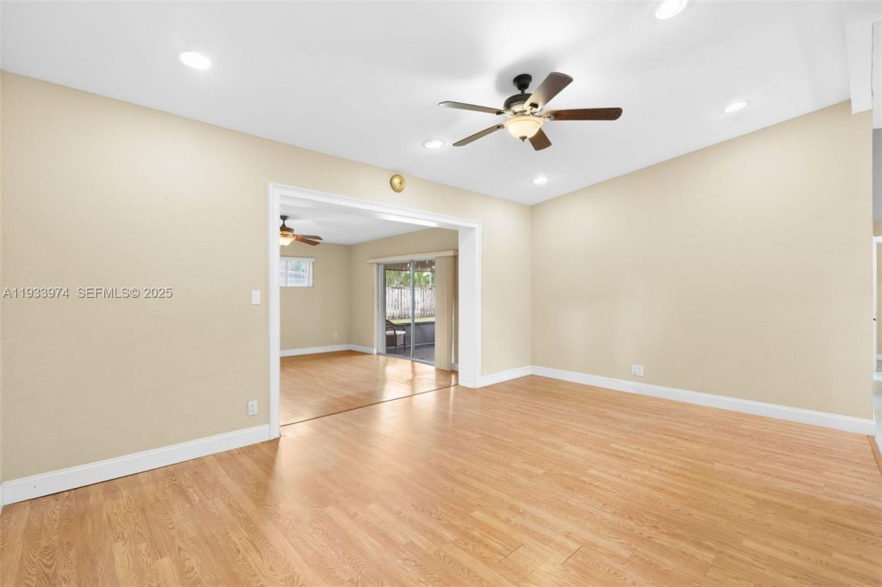 4310 SW 9th Ct, Plantation, FL 33317 Photo