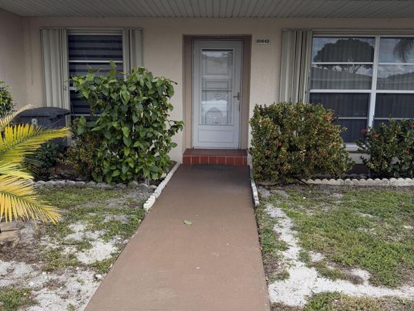 20843 Sedgewick Drive, Boca Raton, FL 33433