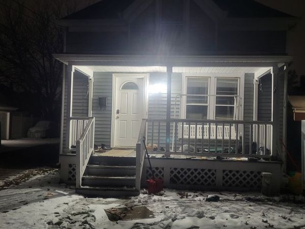 388 Evans Avenue, Aurora, IL 60505